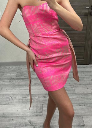 Платья-бюстье с корсетом летнее розовое яркое нарядное с поясом hm