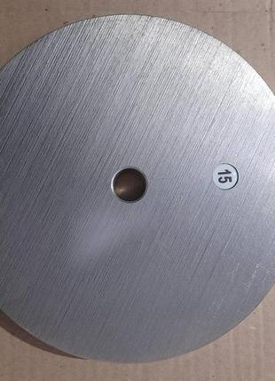 Металлический диск, блин 15 кг на гриф 28-30 мм, без покрытия2 фото
