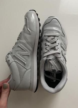 Кросівки жіночі new balance