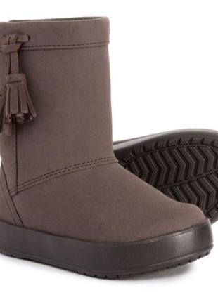 Демисезонные сапоги детские crocs lodgepoint boot slip-on espresso5 фото