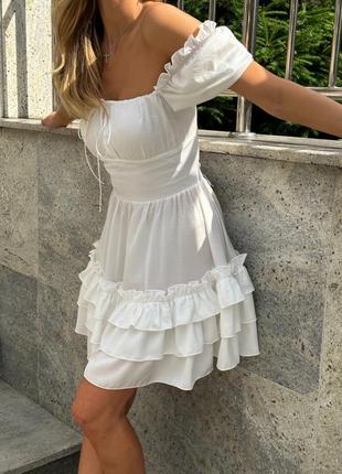 Коротка шовкова міні сукня з оборками рюшами7 фото