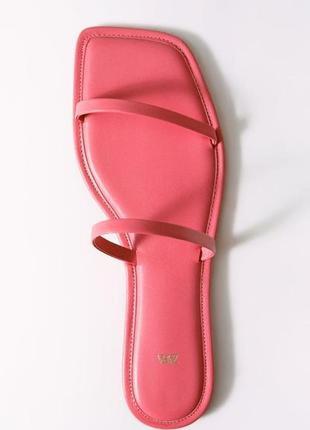 Шлепанцы кожаные zara.