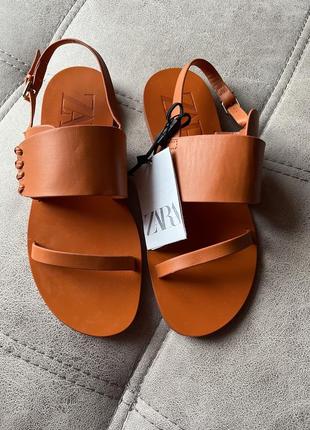 Босоножки zara