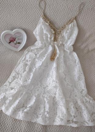 Ніжна біла сукня мереживна з мережива1 фото