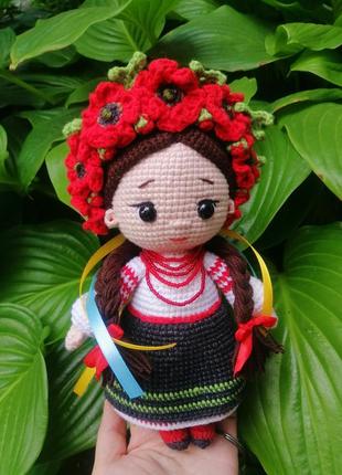Сувенирная куколка украиночка, вязаная кукла ручной работы, куколка в вышиванке с маками8 фото
