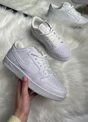 Кеды nike sb dunk total white🔥.