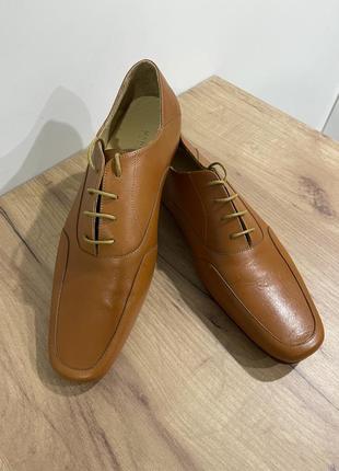 Кожаные туфли бренд maneesilp