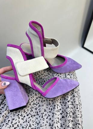 Ніжні лавандові замшеві босоніжкина каблуку багато кольорів