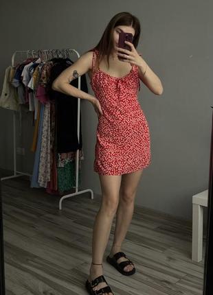 Короткое платье в цветы в цветы шейн shein с бюстье