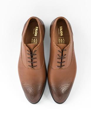 Светлые мужские туфли из натуральной кожи3 фото