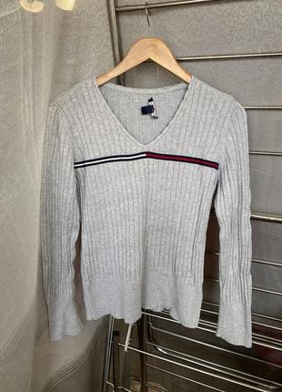 Пуловер от tommy hilfiger