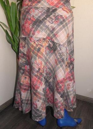 Шикарная юбка а-образного силуэта с цветочным принтом от мирового бренда3 фото