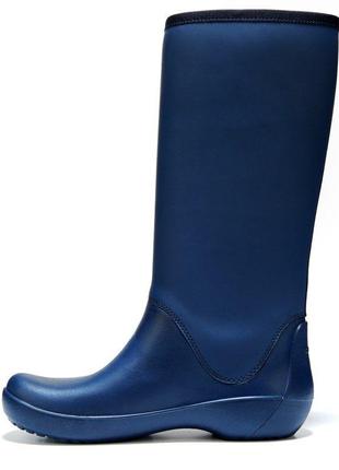 Сапоги резиновые женские высокие crocs rainfloe tall boot navy4 фото