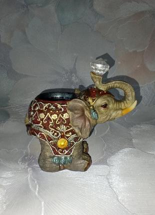 Свічник статуетка