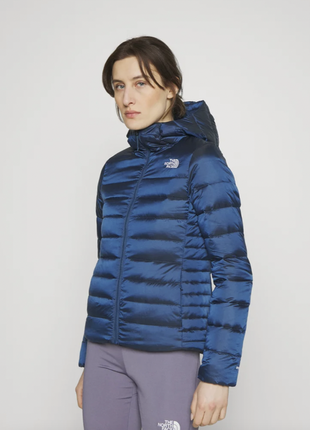 Легкая пуховая куртка the north face