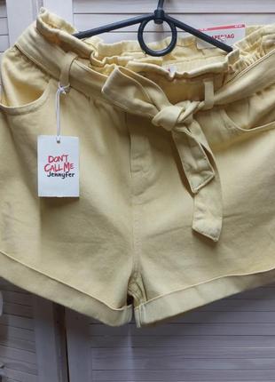Женские шорты jennyfer желтые
размер s-m
высокая посадка 
проточный коттон