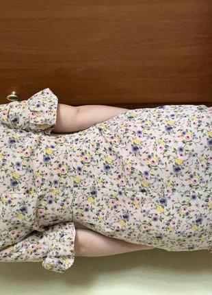 Короткое платье в цветочный принт с имитацией корсета от plt10 фото