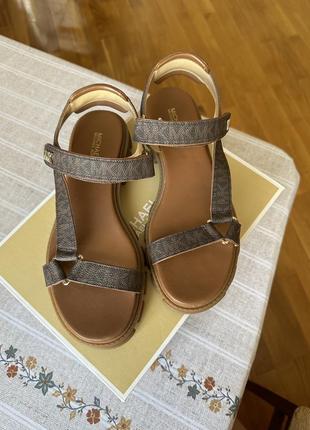 Босоножки michael kors