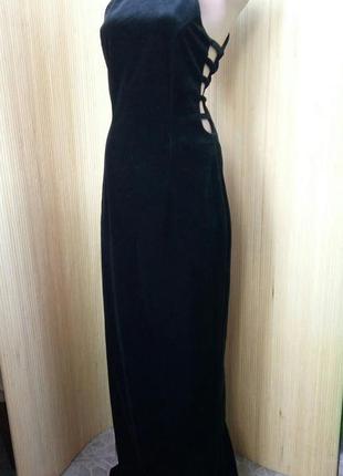 Чорне довге вечірнє плаття велюр комір стійка з вирізам john charlies