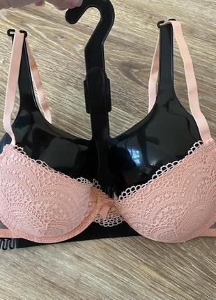 Шикарний, базовий, ажурний, бюстгальтер, ніжно персикового кольору, від бренду: secret possession👌