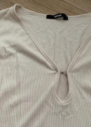 Блузка/кофта с вырезом на груди3 фото