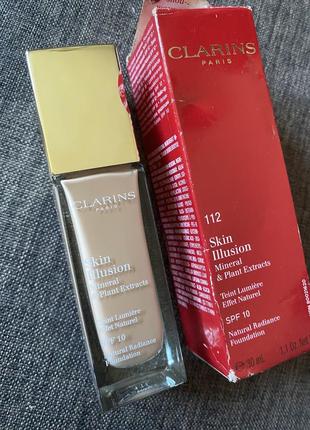 Тональний крем для надання сяйва шкіри clarins skin illusion spf 10 no 1121 фото