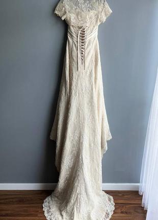 Платье свадебное со шлейфом кружевное корсет без рукавов кремовое maggie sottero купить цена5 фото