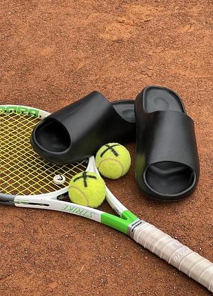 Шльопанці гладкі чорні