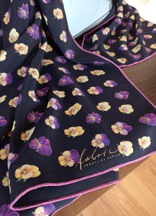 Элитный подарок шелковый платок, шарф fabric frontline zurich оригинал4 фото