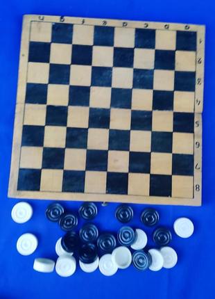 Советская игра для детей шашки деревянная доска пластиковые фигуры7 фото