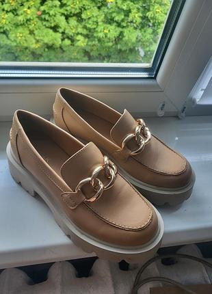 Лоферы туфли catwalk