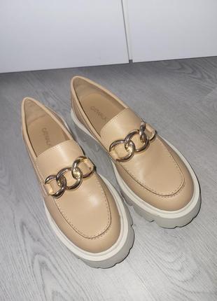 Лоферы туфли catwalk