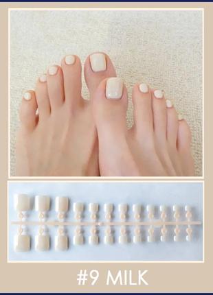 Накладные ногти +клей для педикюра - цвет: молочный (для пальцев ног)