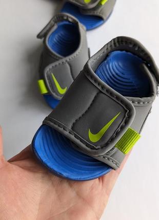 Босоніжки nike р. 17, 18