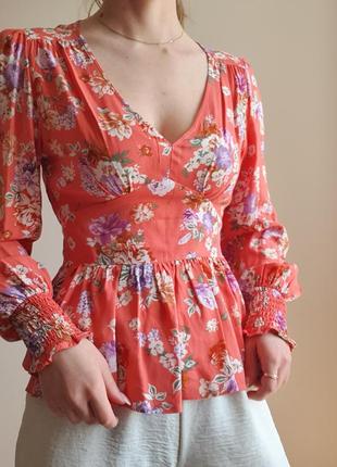 Женская блузка