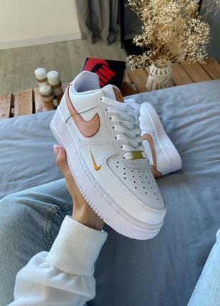 Жіночі кросівки nike air force 1 07 rust pink знижка sale / smb