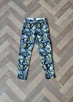 H&m бавовняні штани в квітковий принт