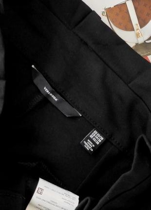 Брюки женские черные с высокой посадкой и поясом от бренда vero moda xs5 фото