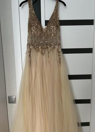 Вечірня сукня dress me