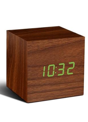 Смарт-будильник wooden cube дерево горіх 7*7*7см   gpgk08g8