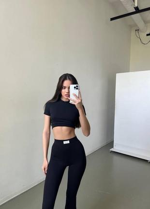 Супер комплект топ + штаны в котором вы не останетесь незаметными😍