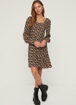 Милое платье в цветочек