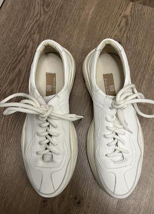 Кроссовки евгений зозуля