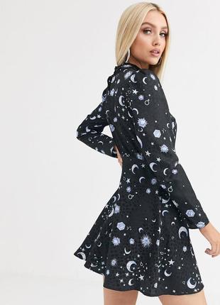 Жаккардовое платье мини с высоким вырезом и принтом звезд и луны asos design4 фото