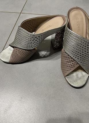 Босоножки женские
