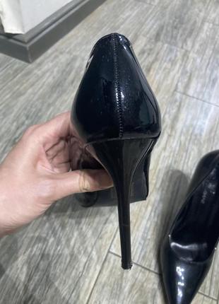 Шикарные черные лаковые туфли р.393 фото