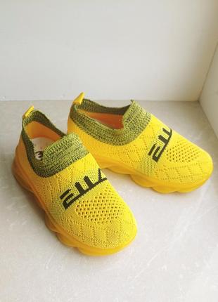 Кроссовки детские летние