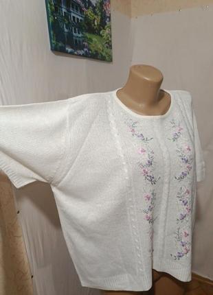 Молочно белая блуза с вышивкой р.54-565 фото