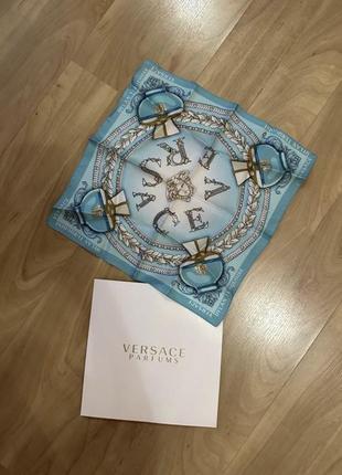 Оригинал платочек versace