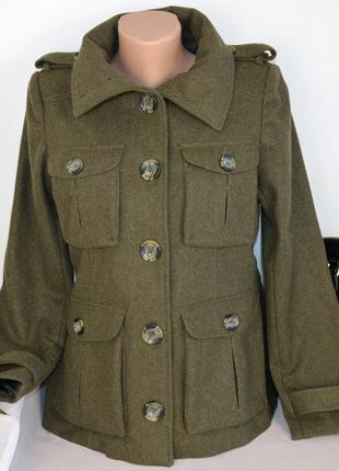 Брендовое демисезонное пальто полупальто с карманами flashlights шерсть цвет хаки этикетка2 фото